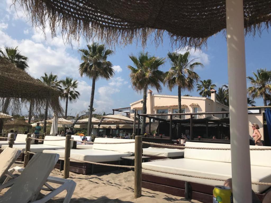 OjénPenthouse Mit Privatem Jacuzzi In Marbella - La Mairenaアパートメント エクステリア 写真