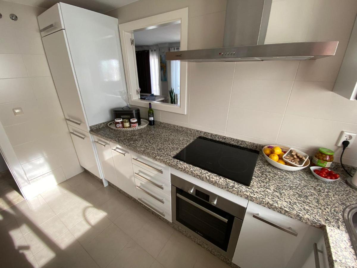 OjénPenthouse Mit Privatem Jacuzzi In Marbella - La Mairenaアパートメント エクステリア 写真